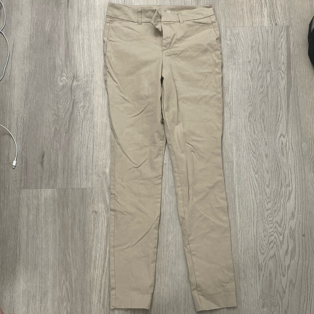 Old Navy High-Rise Pixie Khakis